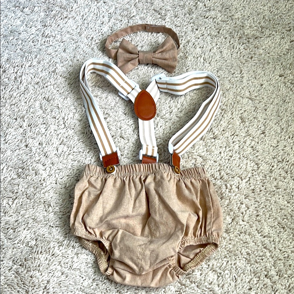 Baby Boy White/Neutral Photoshoot Outfit